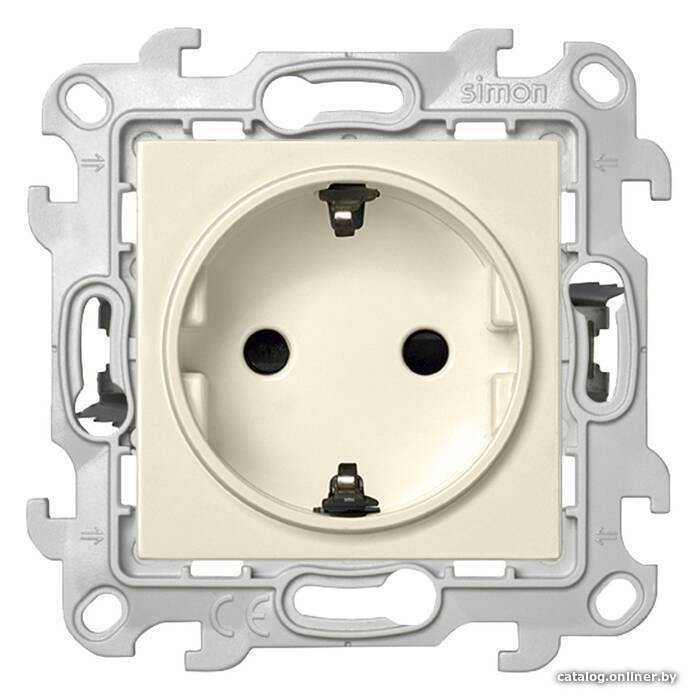 Розетка Simon 2420432-031 (слоновая кость)