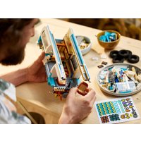 Конструктор LEGO Creator Expert 10279 Фургон Volkswagen T2 Camper