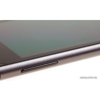 Телефон Samsung S8600 Wave III