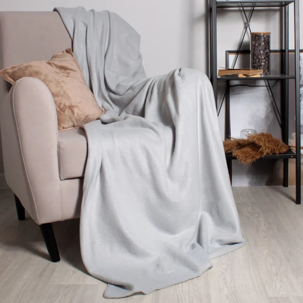 

Плед Casa Conforte London Basic 130x165 6155335 (светло-серый)