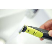 Триммер для бороды и усов Philips OneBlade QP2510/11
