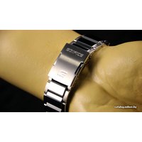 Наручные часы Casio EQB-500D-1A