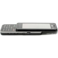 Кнопочный телефон LG KF700