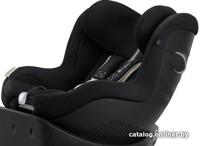 Детское автокресло Cybex Sirona Gi i-Size (с базой, moon black plus)