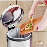 Мусорное ведро Brabantia Pedal Bin NewIcon 30 л (стальной матовый)