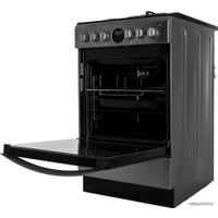 Кухонная плита Indesit IS5M5CCX/RU