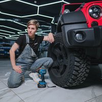 Гайковерт Bort BSR-21U 93418477 (с 2-мя АКБ, кейс)