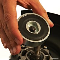 Угловая шлифмашина Milwaukee AGVM 26-230 GEX/DMS