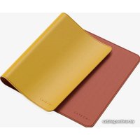 Коврик для стола Satechi Dual Sided Eco-Leather Deskmate (желтый/оранжевый)