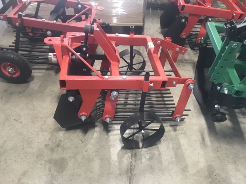 Картофелекопатель СпецПрофРесурс КМ-5 (металлические колеса)