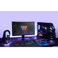 Корпус Thermaltake AH T200 CA-1R4-00S1WN-00