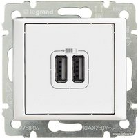 Розетка USB Legrand Valena 7 704 70