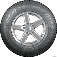Зимние шины Ikon Tyres Nordman 8 SUV 265/65R17 116T (шипы)