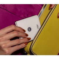 Телефон Motorola Razr 60 8GB/256GB (светлое небо) в Мозыре