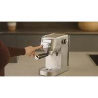 Рожковая кофеварка CASO EspressoGourmet Crema