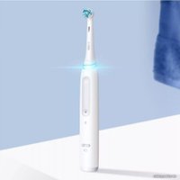 Электрическая зубная щетка Oral-B iO Series 4 IOG4.1A6.1DK (белый)