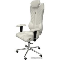 Офисное кресло Kulik System Monarch (кожа, с подголовником, белый)