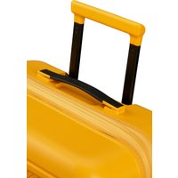 Чемодан-спиннер American Tourister Dashpop Golden Yellow 67 см