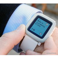 Умные часы Pebble Time