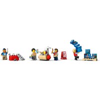 Конструктор LEGO City 60440 Желтый грузовик для доставки