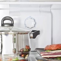 Холодильник Indesit BIA 18 NF X H