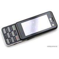 Кнопочный телефон LG KF700