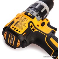 Ударная дрель-шуруповерт DeWalt DCD796D2 (с 2-мя АКБ 2 Ah)