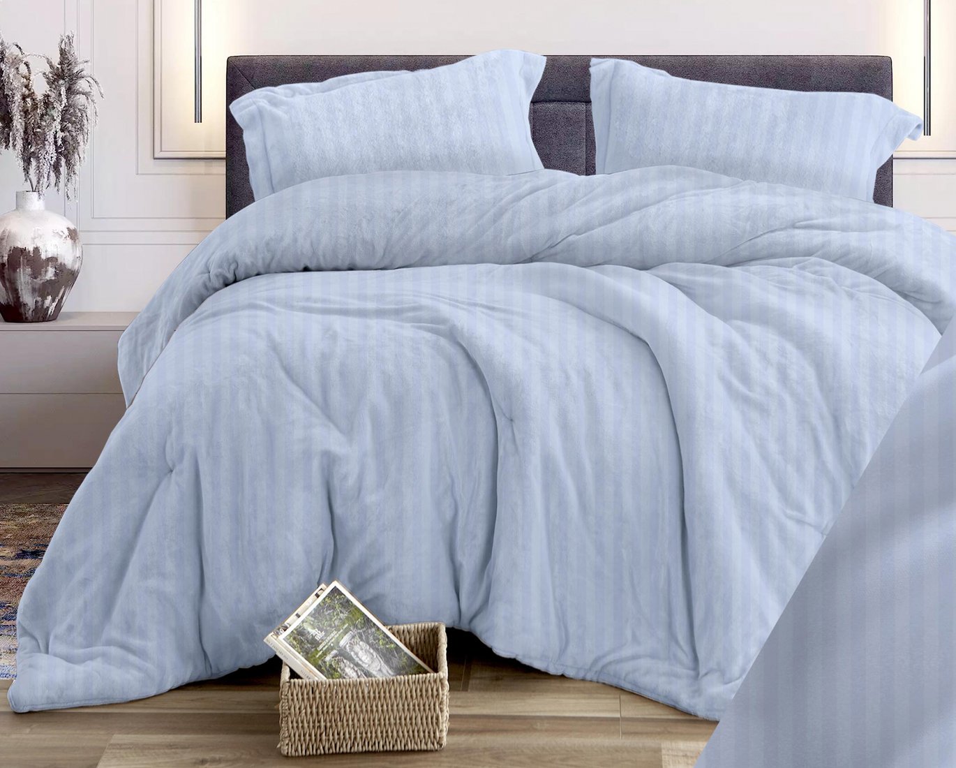 

Постельное белье Бояртекс №334 Страйп Вид 8/6 Семейный (бязь, серебристо-серый)