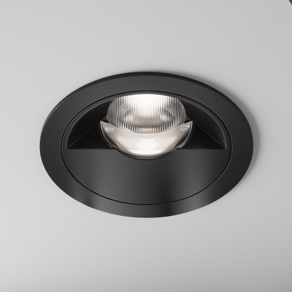 

Точечный светильник Maytoni Parete DL100-12W2.7-3-4K-RD-B