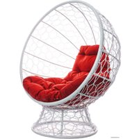 Кресло M-Group Кокос на подставке 11590106 (белый ротанг/красная подушка)