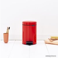 Мусорное ведро Brabantia Pedal Bin NewIcon 3 л (пламенно-красный)