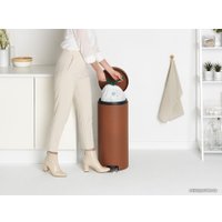 Мусорное ведро Brabantia Pedal Bin NewIcon 30 л (минерально-коричневый)