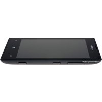 Телефон Nokia Lumia 520