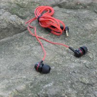 Наушники SoundMagic IN-EAR ES18