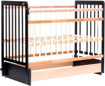 Классическая детская кроватка Bambini Euro Style М 01.10.05 (темный орех/натуральный)