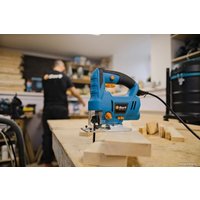 Электролобзик Bort BPS-580-Q