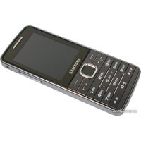 Телефон Samsung S5610