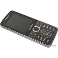 Кнопочный телефон Samsung S5610