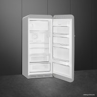 Однокамерный холодильник Smeg FAB28RSV5