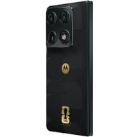 Телефон Motorola Razr Fold FIFA World Cup 26 Collection 16GB/512GB