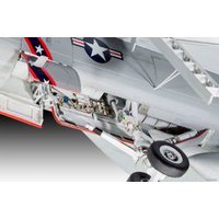 Сборная модель Revell 04994 Самолет F/A-18E Super Hornet
