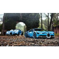 Конструктор LEGO Technic 42083 Bugatti Chiron