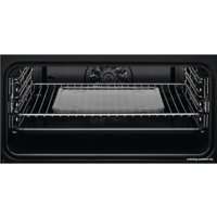 Электрический духовой шкаф AEG KMK968000M