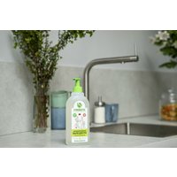  Synergetic Антибактериальное мыло Мелисса и ромашка 500 мл