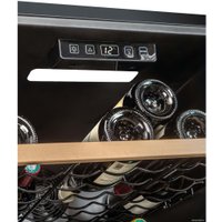 Винный шкаф La Sommeliere CTPNE147