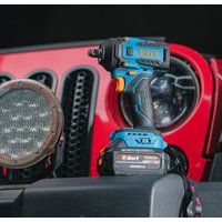 Гайковерт Bort BSR-21U 93418477 (с 2-мя АКБ, кейс)