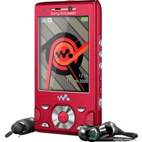 Кнопочный телефон Sony Ericsson W995 Walkman