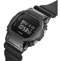 Наручные часы Casio G-Shock GM-5600UB-1E