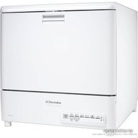 Отдельностоящая посудомоечная машина Electrolux ESF2410