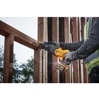 Сабельная пила DeWalt DCS386T1 (с 2-мя АКБ, кейс)